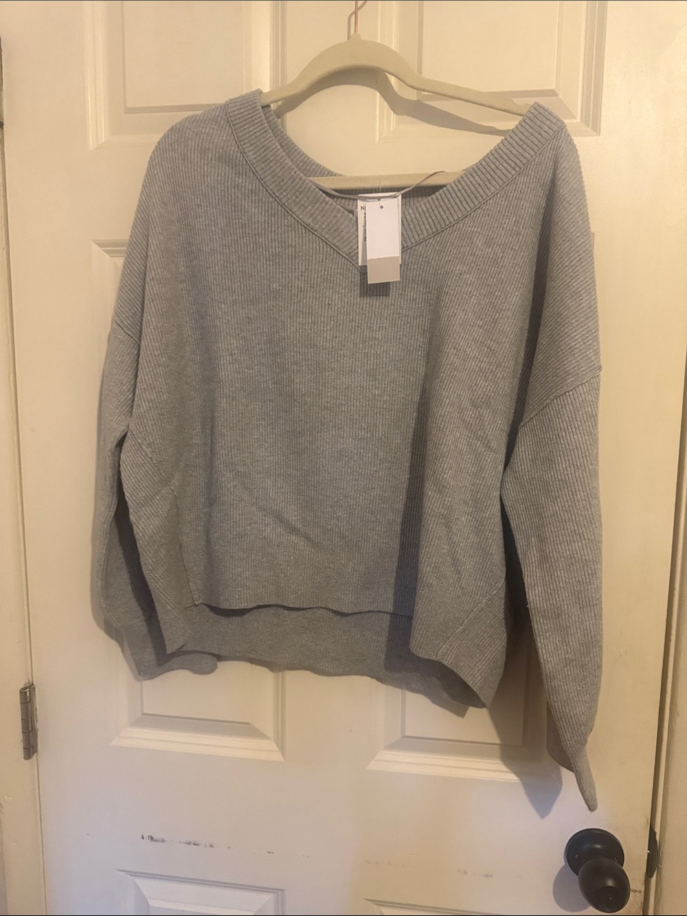 Nui Ribbed Scoop-Neck Sweater - Light Gray